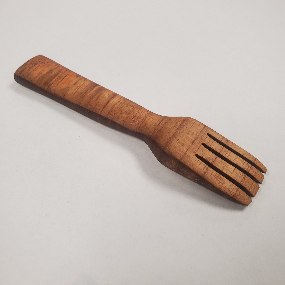 Hand carved fork - Picture 5 of 8